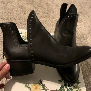 Chelsea & Violet Booties